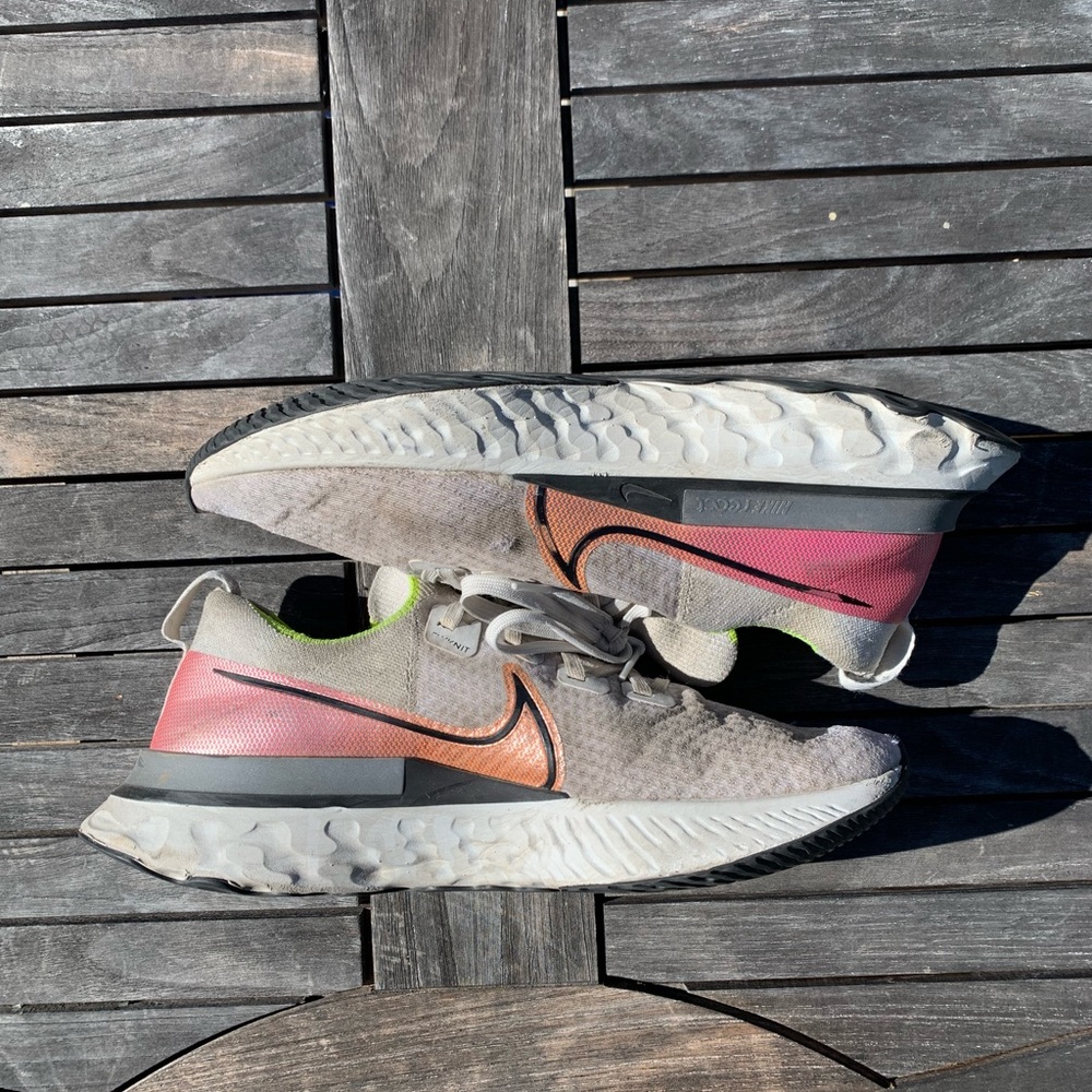 Nike react fly knit running shoes